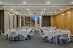 Four Points by Sheraton Barcelona Diagonal