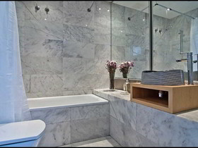 Gracia Pool Apartments Center