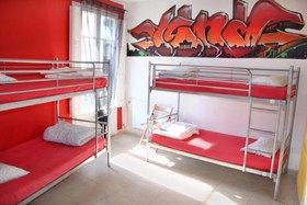 Graffiti Hostel