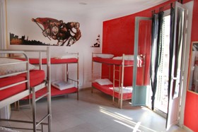 Graffiti Hostel