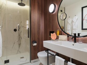 H10 Madison, Barcelona