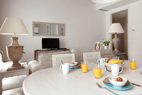 Habitat Apartments Alaia