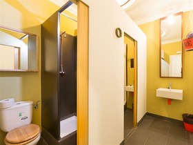 Hip Hostel
