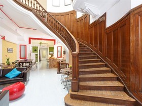 Hip Hostel