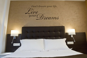 Home To Home Barcelona