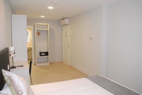 Hostal Aslyp 114 Barcelona