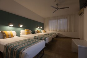 Hostal BCN Port