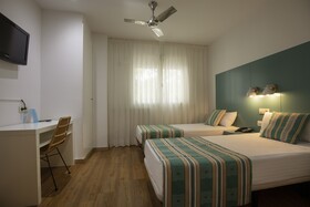 Hostal BCN Port