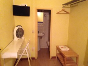 Hostal Delfos