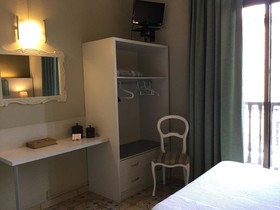 Hostal Fontanella