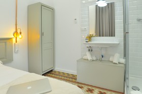 Hostal Girona