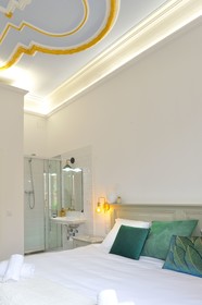 Hostal Girona