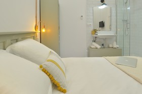 Hostal Girona