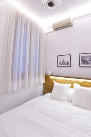 Hostal Girona