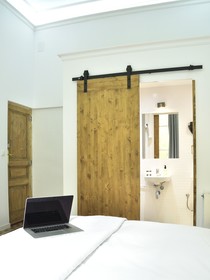 Hostal Girona