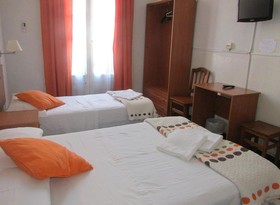 Hostal Lima