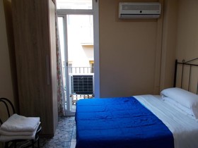 Hostal Nou Raval