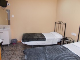 Hostal Nou Raval