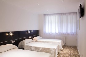 Hostal Nova