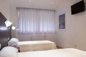 Hostal Nova