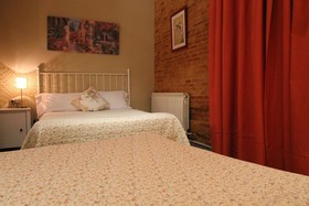Hostal Orleans Barcelona