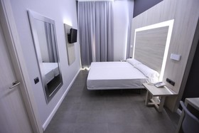 Hostal Plaza Goya BCN