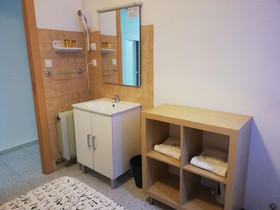 Hostal River