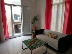 Hostal River