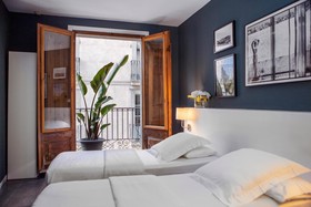 Hostal Sol Y K
