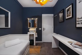 Hostal Sol Y K