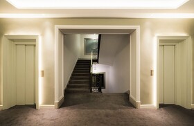 Lamaro Hotel
