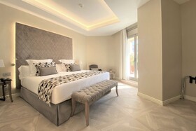 Lamaro Hotel