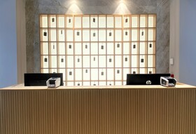 Lamaro Hotel