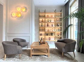 Lamaro Hotel