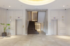 Lamaro Hotel
