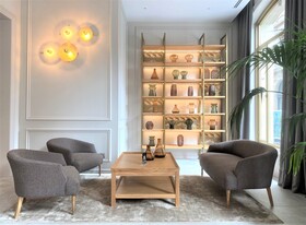 Lamaro Hotel