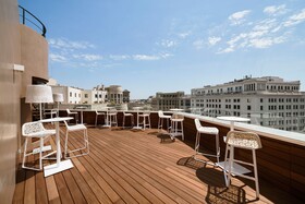 Lamaro Hotel