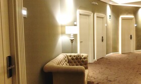 Lamaro Hotel