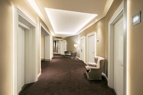 Lamaro Hotel