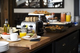 Praktik Vinoteca