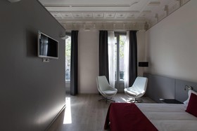 Izara Plaza Catalunya