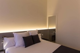Izara Plaza Catalunya