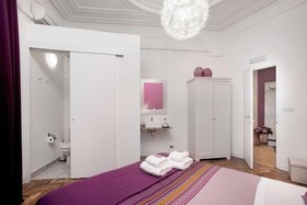 Jardinets Guest House