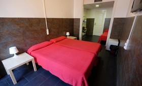 Lenin Hostel Barcelona