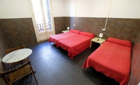 Lenin Hostel Barcelona