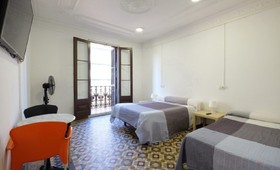 Lenin Hostel Barcelona