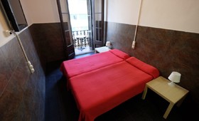 Lenin Hostel Barcelona