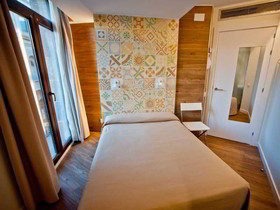 Mare Nostrum Hostal