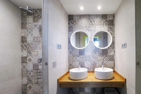 Meeting Point Hostels