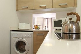 MH Apartments Liceo